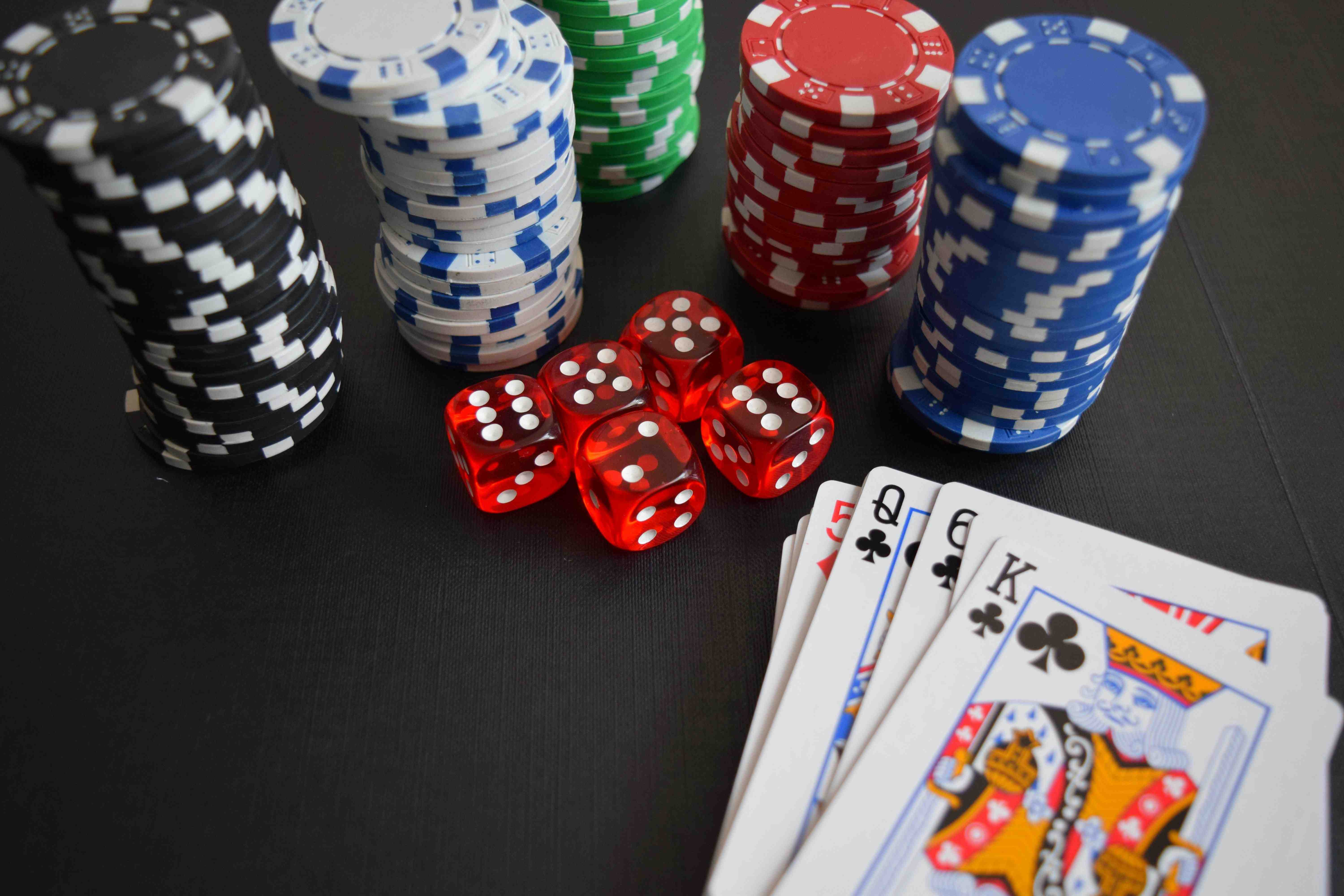 Feature overview of 111k with clear cards for sports and account sections