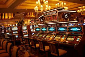 Sports and casino style content mix on 111k for adult Bangladesh visitors